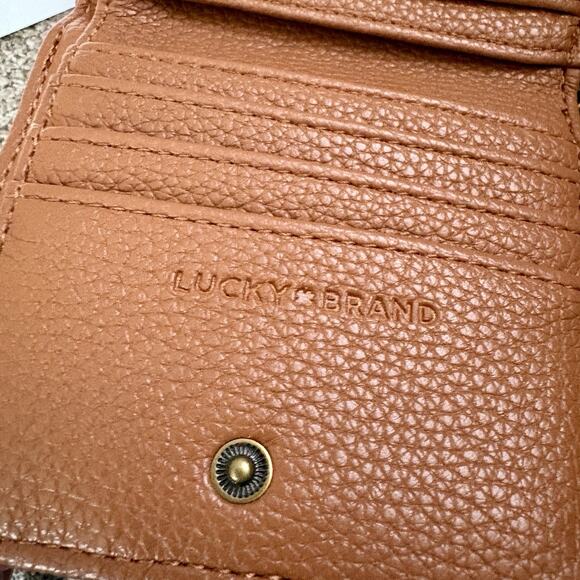 LUCKY BRAND Brown Tan Pebbled Faux Leather Bifold Wallet ZipAround Change Pocket - Picture 10 of 14